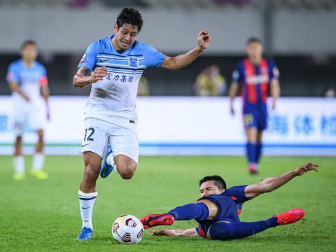 包含西甲倒计时,广州队今晚防线松动,细节引发关注,媒体盛赞,轮换策略成焦点的词条 包含西甲倒计时,广州队今晚防线松动,细节引发关注,媒体盛赞,轮换策略成焦点的词条